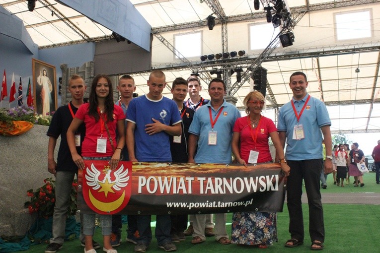 Delegacja młodych z Zabawy