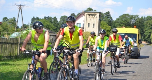 Przejechali w imię Ojca!