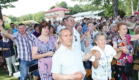  Starsi, młodzi, dzieci – dziś w Ziempniowie wszyscy są razem