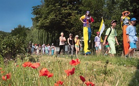Barwny korowód wędruje przez siedem wsi województwa kujawsko-pomorskiego