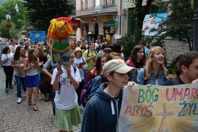 Oazowicze ewangelizowali na Krupówkach