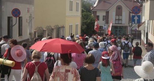 Wyszli na końcu, wejdą pierwsi