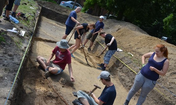 Wykopaliska archeologiczne w Sandomierzu