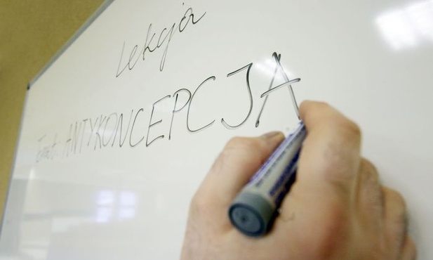 Filipiny: przetestujmy środki antykoncepcyjne