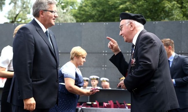 Prezydent odznaczył powstańców warszawskich