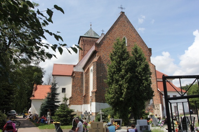 Jubieluszowa Eucharystia w Sośnicy