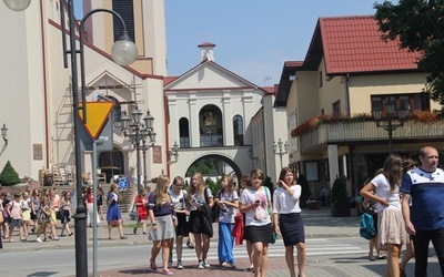 Młodzież spotkała się na Dniu Wspólnoty w skarżyskim sanktuarium