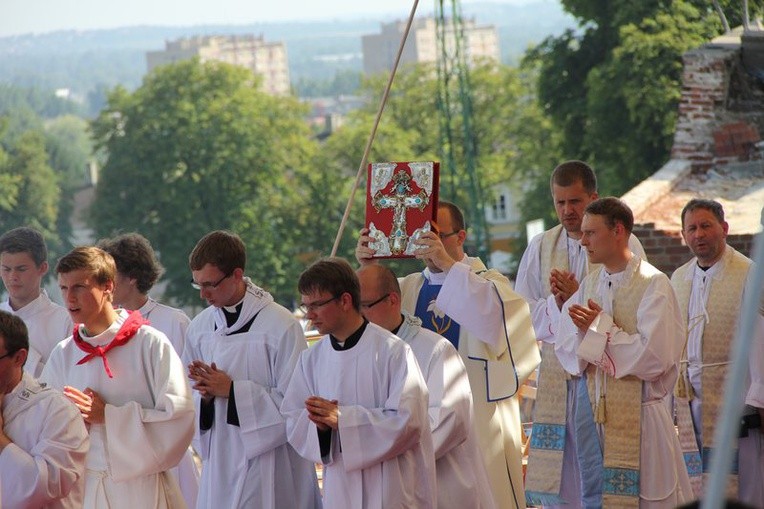 69. Pielgrzymka Rybnicka - Msza św. na Jasnej Górze cz. 1.