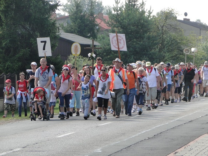 69. Pielgrzymka Rybnicka - postój w Wąsoszu