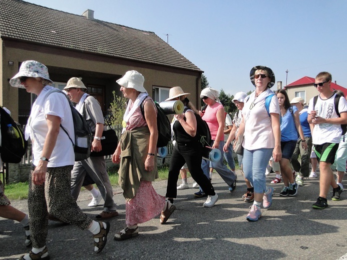 69. Pielgrzymka Rybnicka - postój w Wąsoszu