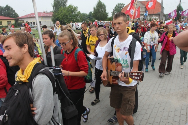 Kościół parafialny na szlaku