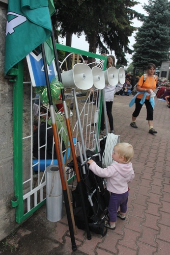 Kościół parafialny na szlaku