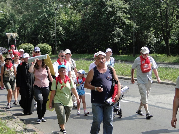 69. Pielgrzymka Rybnicka - droga ze Stradomia na Jasną Górę