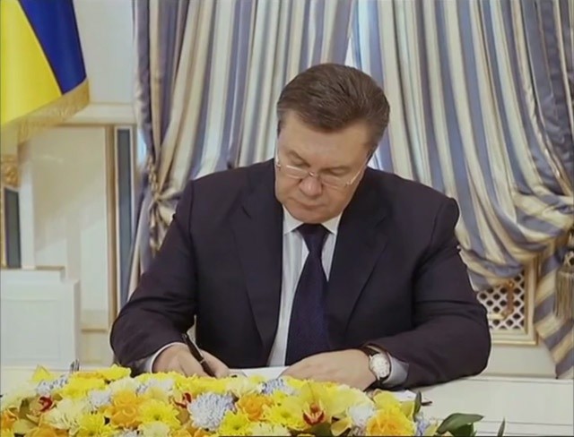 Janukowycz chce dowieść, że jest prezydentem