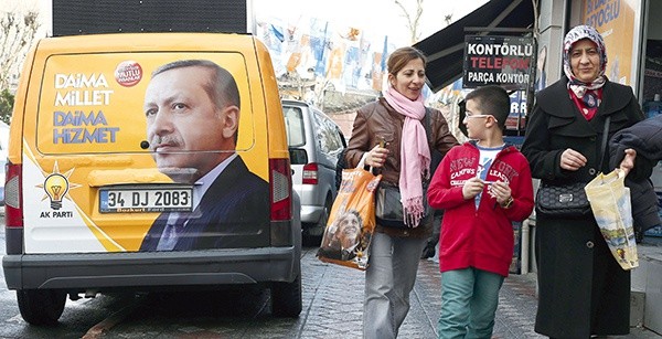 Premier Recep Tayyip Erdogan najprawdopodobniej wkrótce zostanie prezydentem Turcji. Polityk konsekwentnie odchodzi od świeckiego modelu państwa