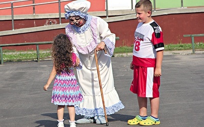  Aktorzy do współpracy zapraszali młodych widzów