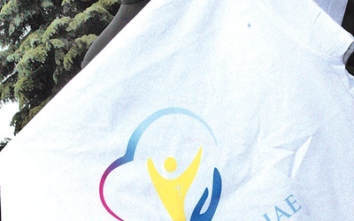 Elementem jednoczącym i wyróżniającym młodych zaangażowanych w ŚDM w diecezji legnickiej będzie zaprezentowane niedawno jej logo
