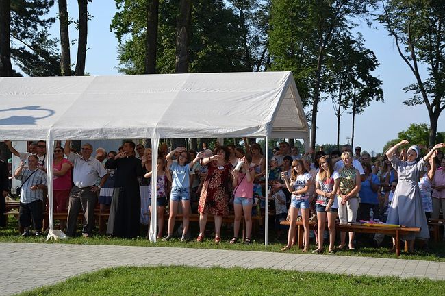 Koncert w Hucie Komorowskiej