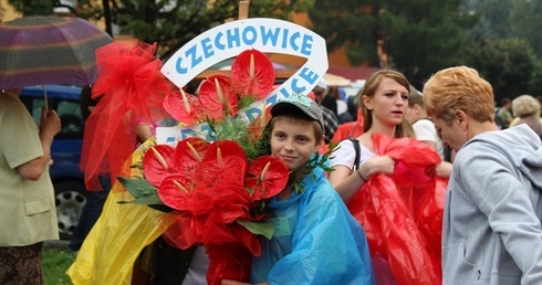 Za krzyżem z Czechowic-Dziedzic na Jasną Górę podąża w tym roku ponad 260 pieszych pielgrzymów