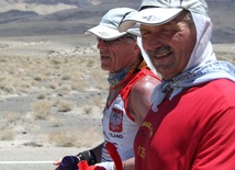 Na trasie Badwater Ultramarathon