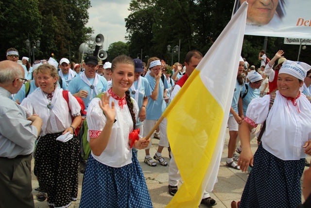 Powitanie pielgrzymów 9 grup hałcnowskich