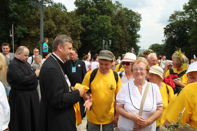 Powitanie pielgrzymów 9 grup hałcnowskich