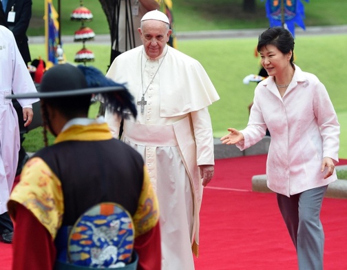 Pierwszy dzień papieża w Korei