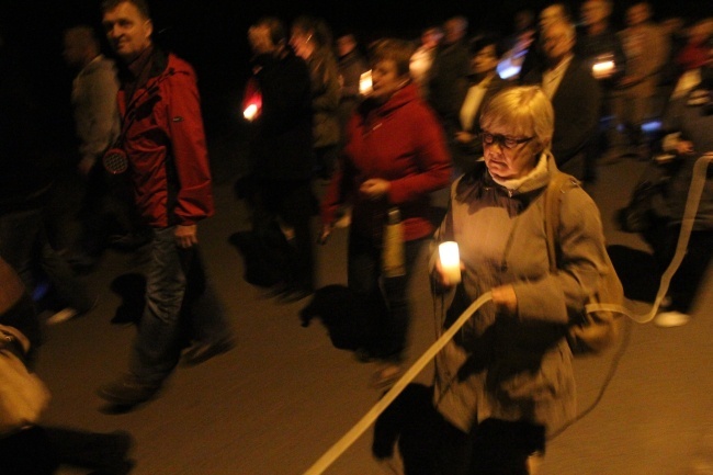 Matka Boża na dróżkach kalwaryjskich