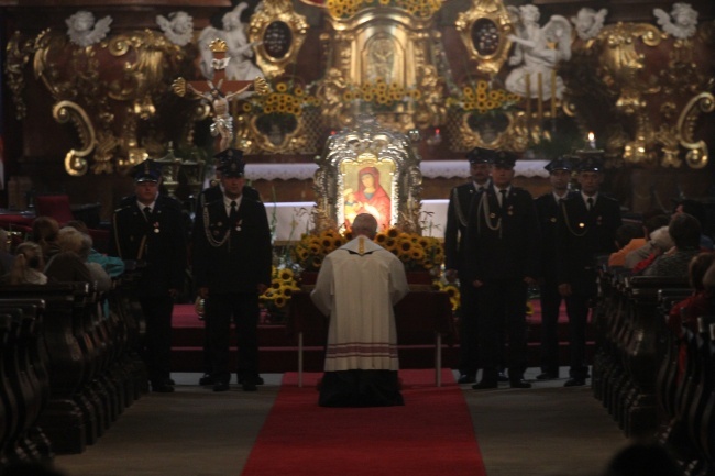 Matka Boża na dróżkach kalwaryjskich