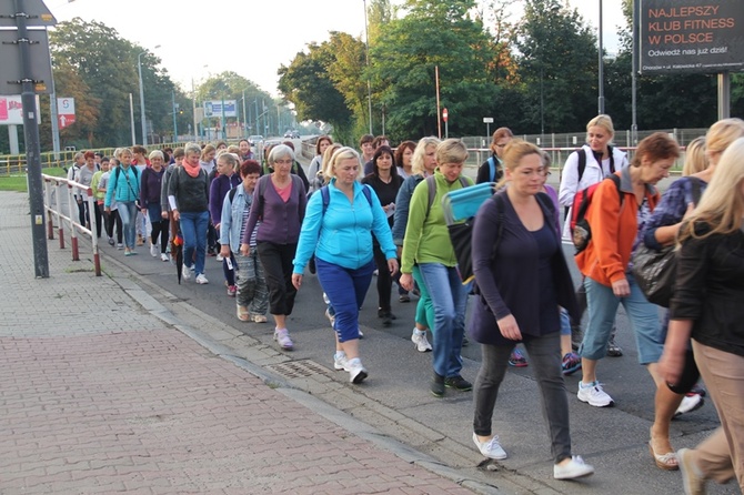 Pielgrzymka kobiet do Piekar - zdjęcia z trasy