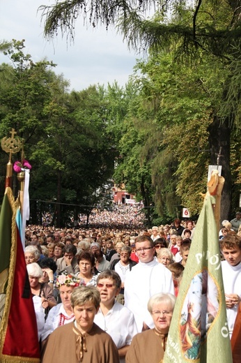 Pielgrzymka kobiet do Piekar - początek uroczystości