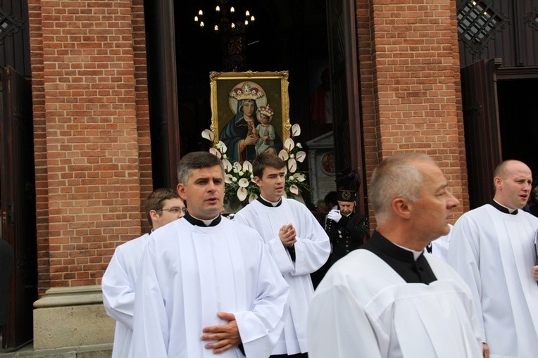 Pielgrzymka kobiet do Piekar - początek uroczystości