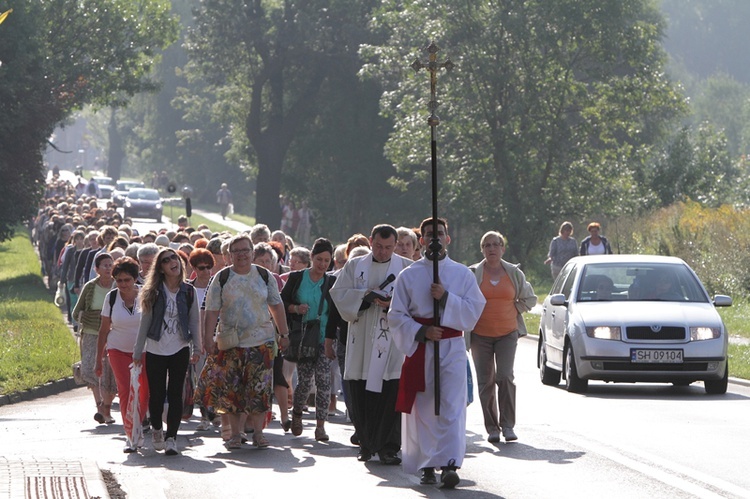 Pielgrzymka kobiet do Piekar - przed Mszą św.