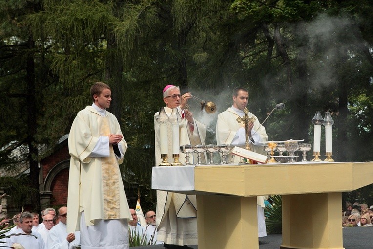 Pielgrzymka kobiet do Piekar - Msza św. cz. 1.