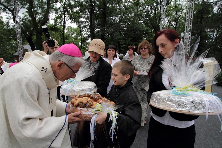 Pielgrzymka kobiet do Piekar - Msza św. cz. 1.