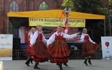 Zespół Pieśni i Tańca "Poltex" zaprezentował ludowe tańce z różnych regionów Polski