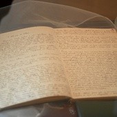 Siostra Faustyna skarżyła się, że „nie umie pisać”, ale w istocie miała bardzo ładny, równy charakter pisma