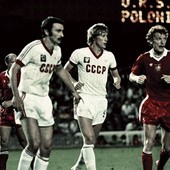 „Mundial. Gra o wszystko” Michała Bielawskiego to dokumentalna opowieść o sporcie i polityce w warunkach stanu wojennego. Występ piłkarzy był tak udany, że nazwano go „najpiękniejszym serialem stanu wojennego”