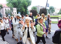  Było to jubileuszowe, dziesiąte pątnicze przejście do Matki Bożej Łaskawej