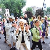  Było to jubileuszowe, dziesiąte pątnicze przejście do Matki Bożej Łaskawej