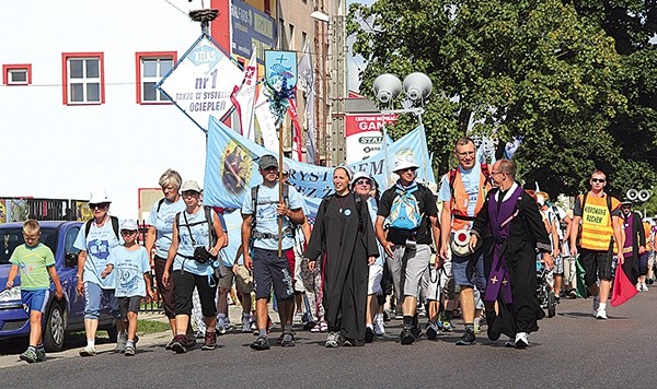 Błękitni byli najliczniejszą grupą tegorocznej pielgrzymki