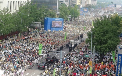 16.08.2014. Seul. W uroczystości beatyfikacji 124 męczenników koreańskich wzięło udział około miliona wiernych