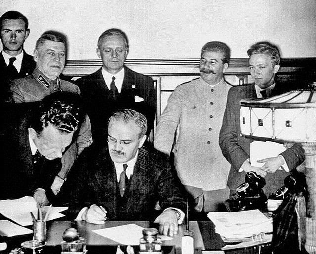 75 lat temu podpisano pakt Ribbentrop-Mołotow