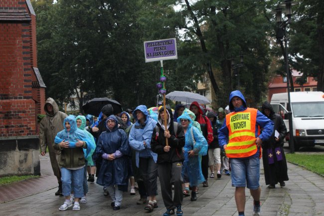 XXII Gliwicka Piesza Pielgrzymka na Jasną Górę - cz. 1