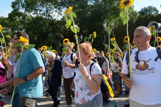 Wejście na Jasną Górę