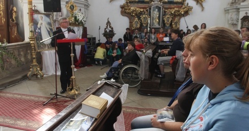 Theotokos na tapecie