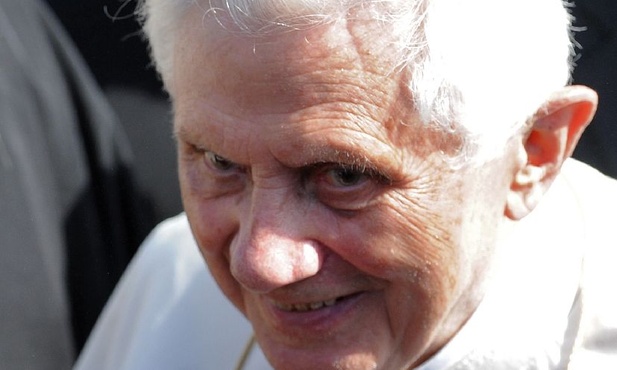 Papież emeryt, Benedykt XVI