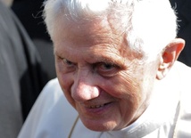 Papież emeryt, Benedykt XVI