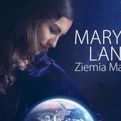 Tłumy na filmie "Mary’s Land"