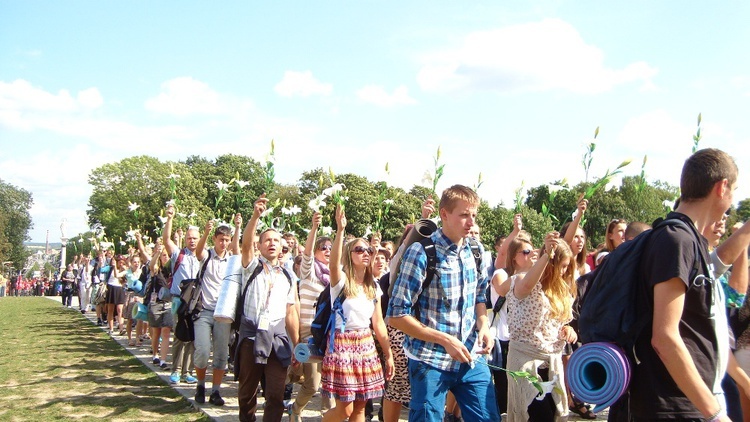 Wejście pielgrzymów, cz. 1